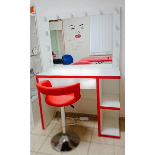 Рабочее место визажиста "Plymouth"